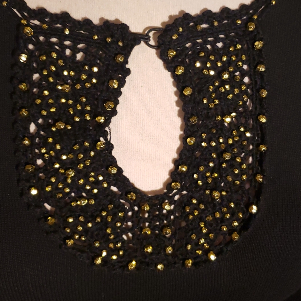 TOP Size Small - Picture 6 of 16